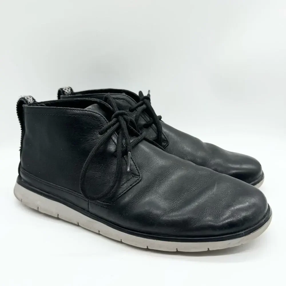 UGG Men's Freamon Grain Leather Lace Up Desert Boots Black 9.5 Business Casual